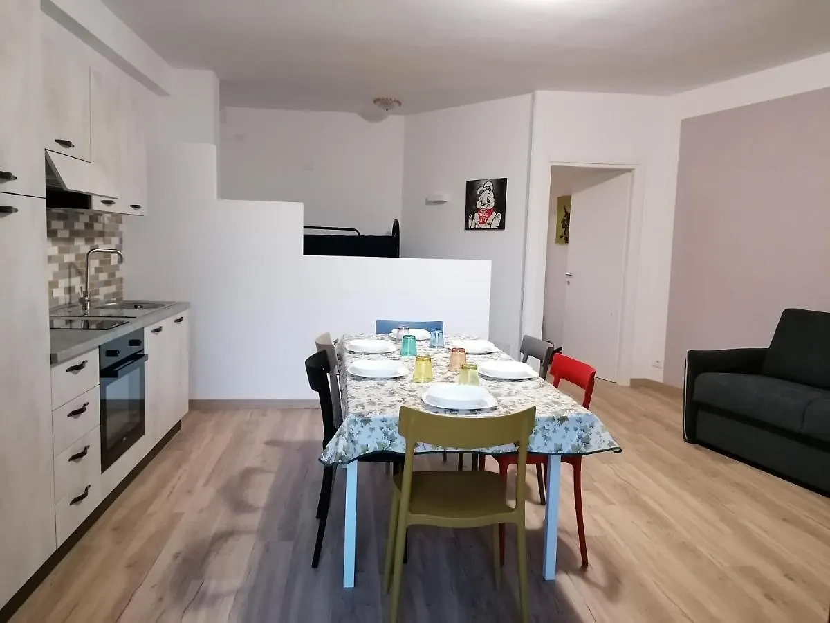 Apartment La Palma Apt Peschiera Peschiera del Garda