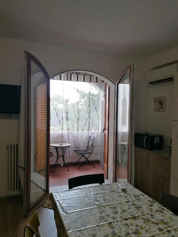 Apartment La Palma Apt Peschiera Peschiera del Garda